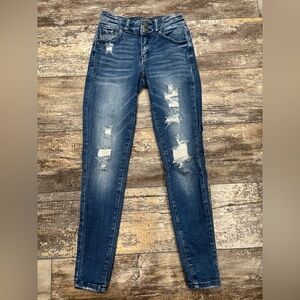 American Eagle Outfitters super stretch distressed skinny jeans size 2 short